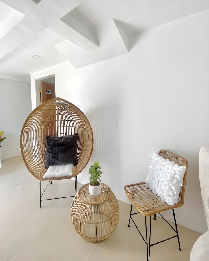 New Modern Home Near Airport, Beach And Fast Wi-Fi Sudtungan Eksteriør bilde
